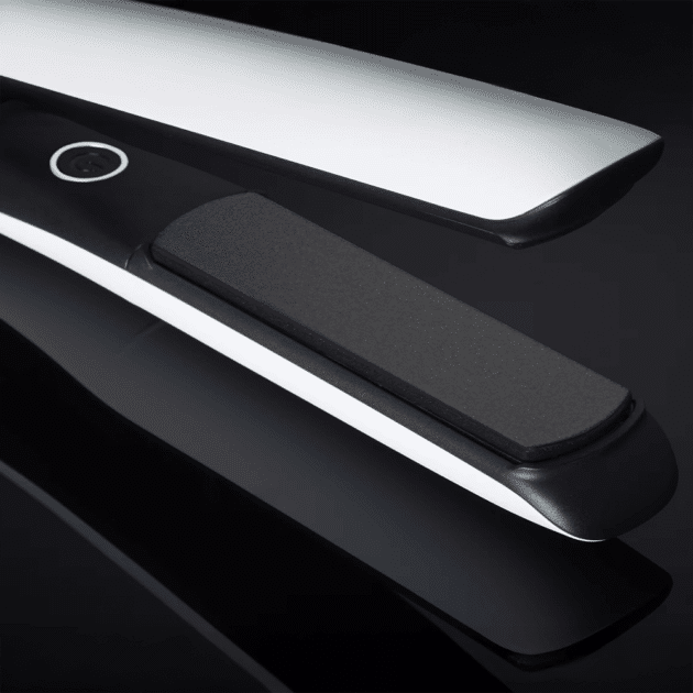 ghd Platinum+ Hair Straightener In White - Image 3