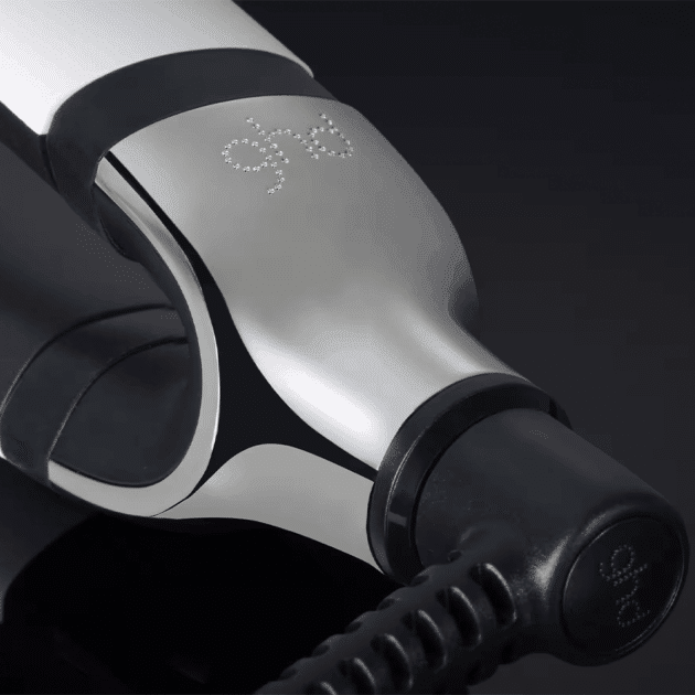 ghd Platinum+ Hair Straightener In White - Image 4