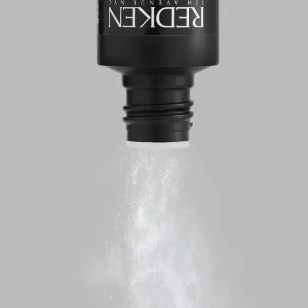 Redken Powder Grip -Medium-Control, Volumising & Texturising Hair Powder - 7g - Image 2