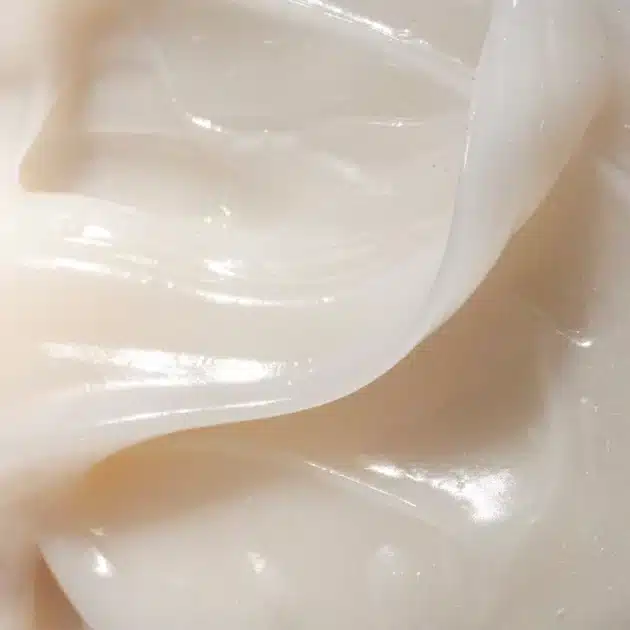 milk_shake® Moisture Plus Shampoo 300ml - Image 3