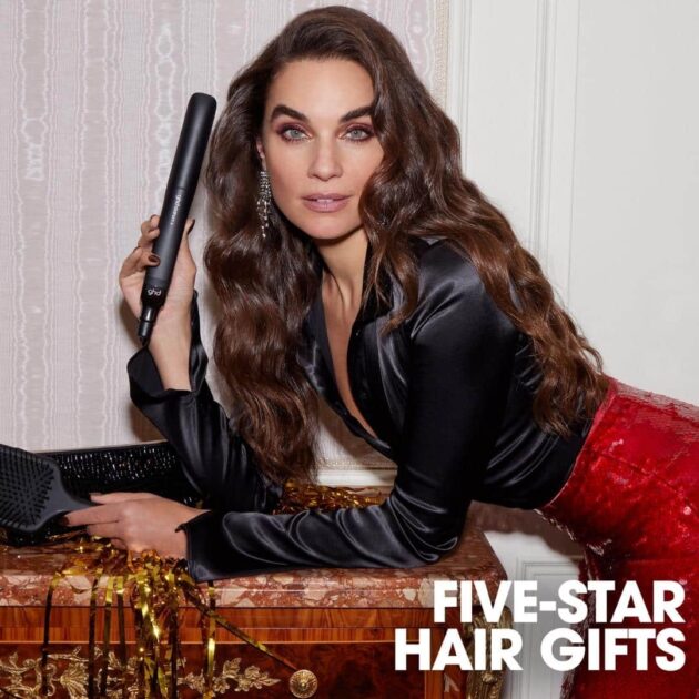 ghd Platinum+ Christmas Gift Set - Hair Straighteners - Image 4