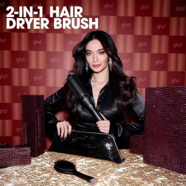 ghd Duet Blowdry Christmas Gift Set - 2-in-1 Hair Dryer Brush - Image 3