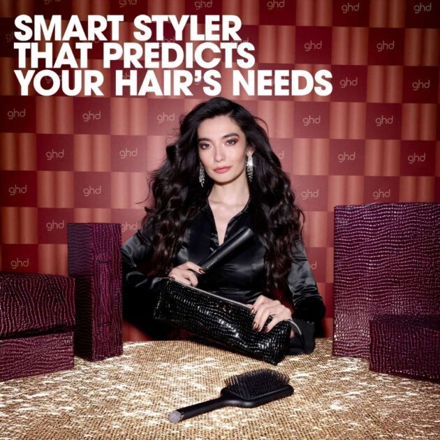 ghd Platinum+ Christmas Gift Set - Hair Straighteners - Image 3