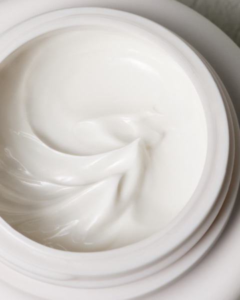Authentic Beauty Concept Pliable Styling Paste 85ml - Image 2