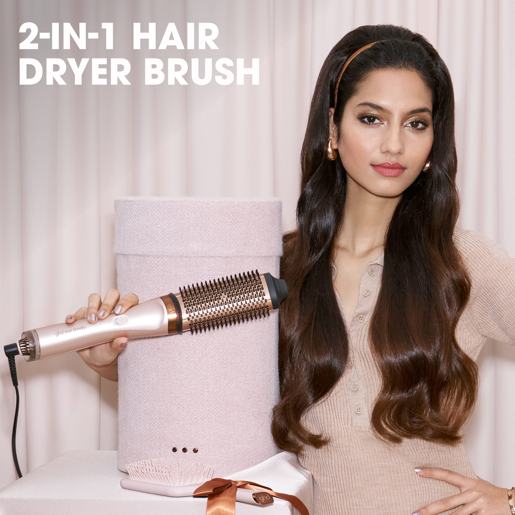 ghd Duet Blowdry 2-in-1 Hair Dryer Brush Festive Gift Set In Cashmere Beige - Image 3
