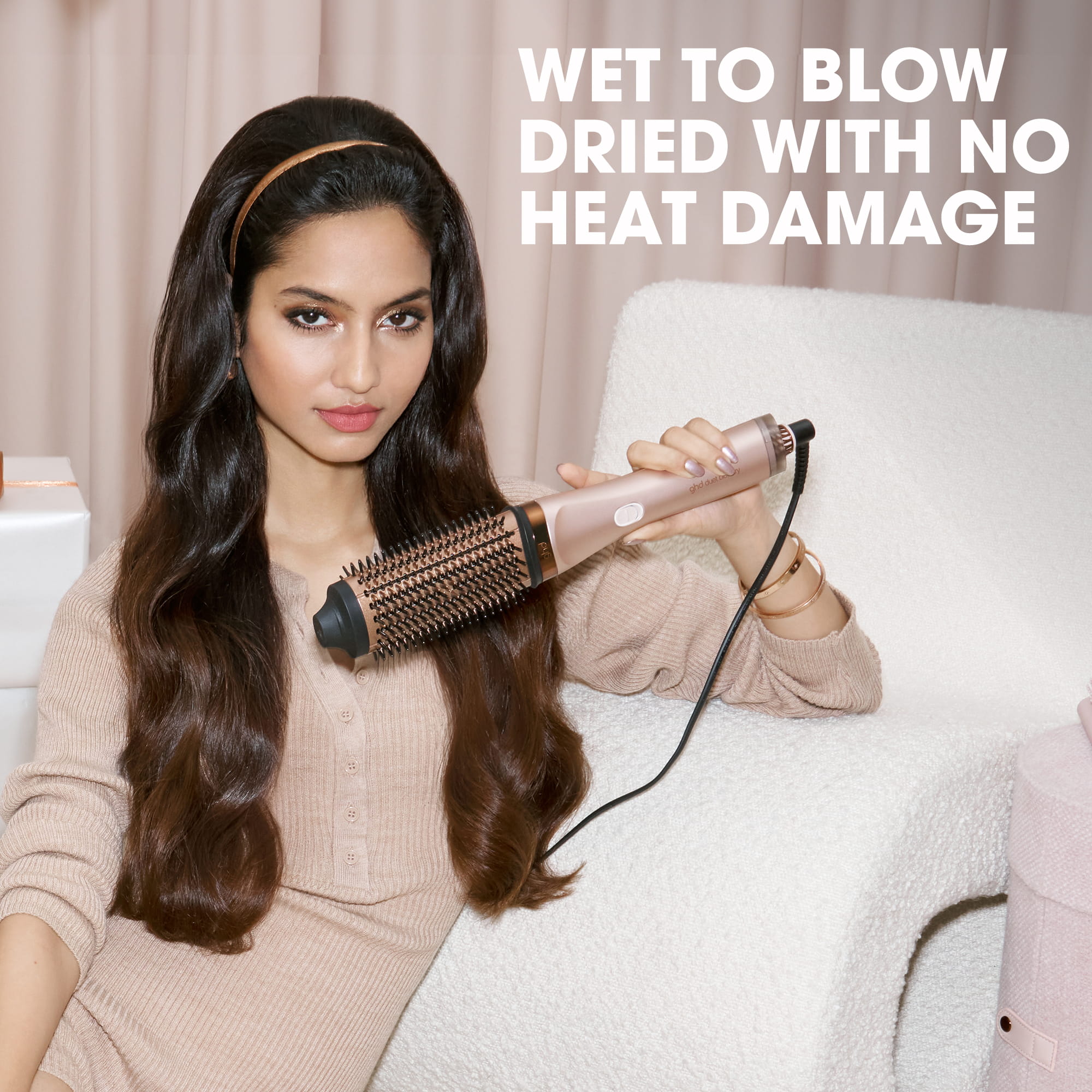 ghd Duet Blowdry 2-in-1 Hair Dryer Brush Festive Gift Set In Cashmere Beige - Image 4