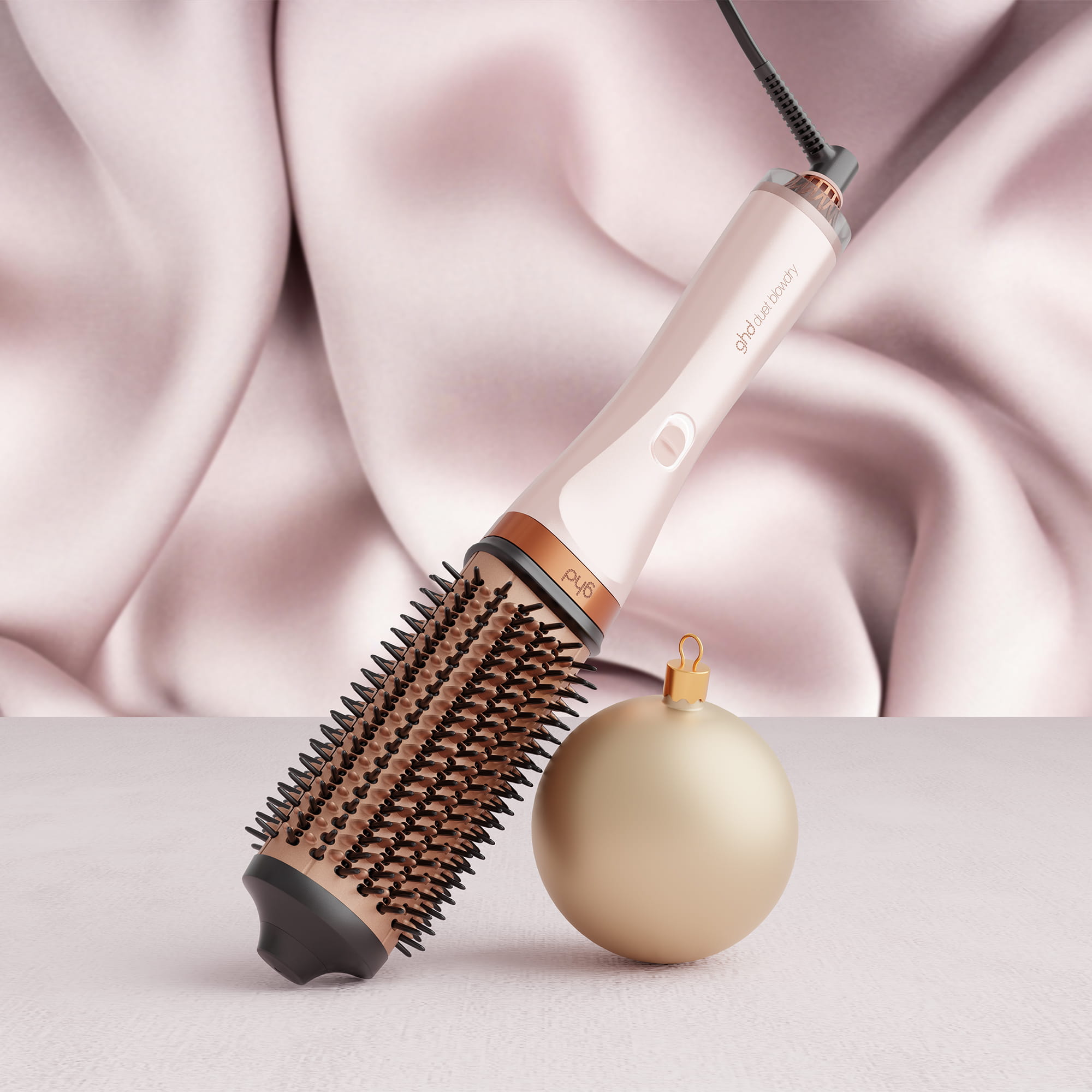 ghd Duet Blowdry 2-in-1 Hair Dryer Brush Festive Gift Set In Cashmere Beige - Image 7